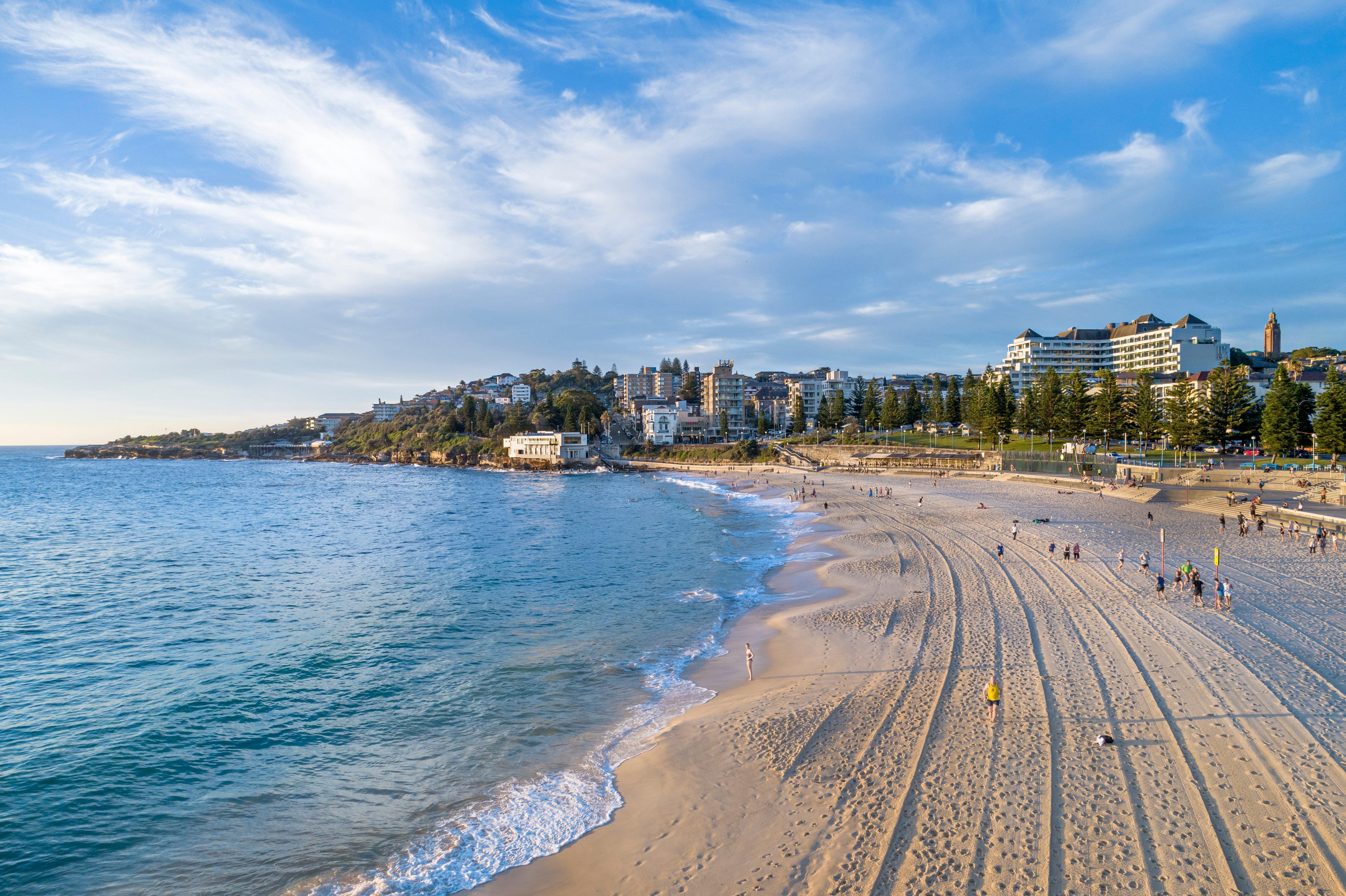 ホテル クラウン プラザ クージー ビーチ Coogee エクステリア 写真