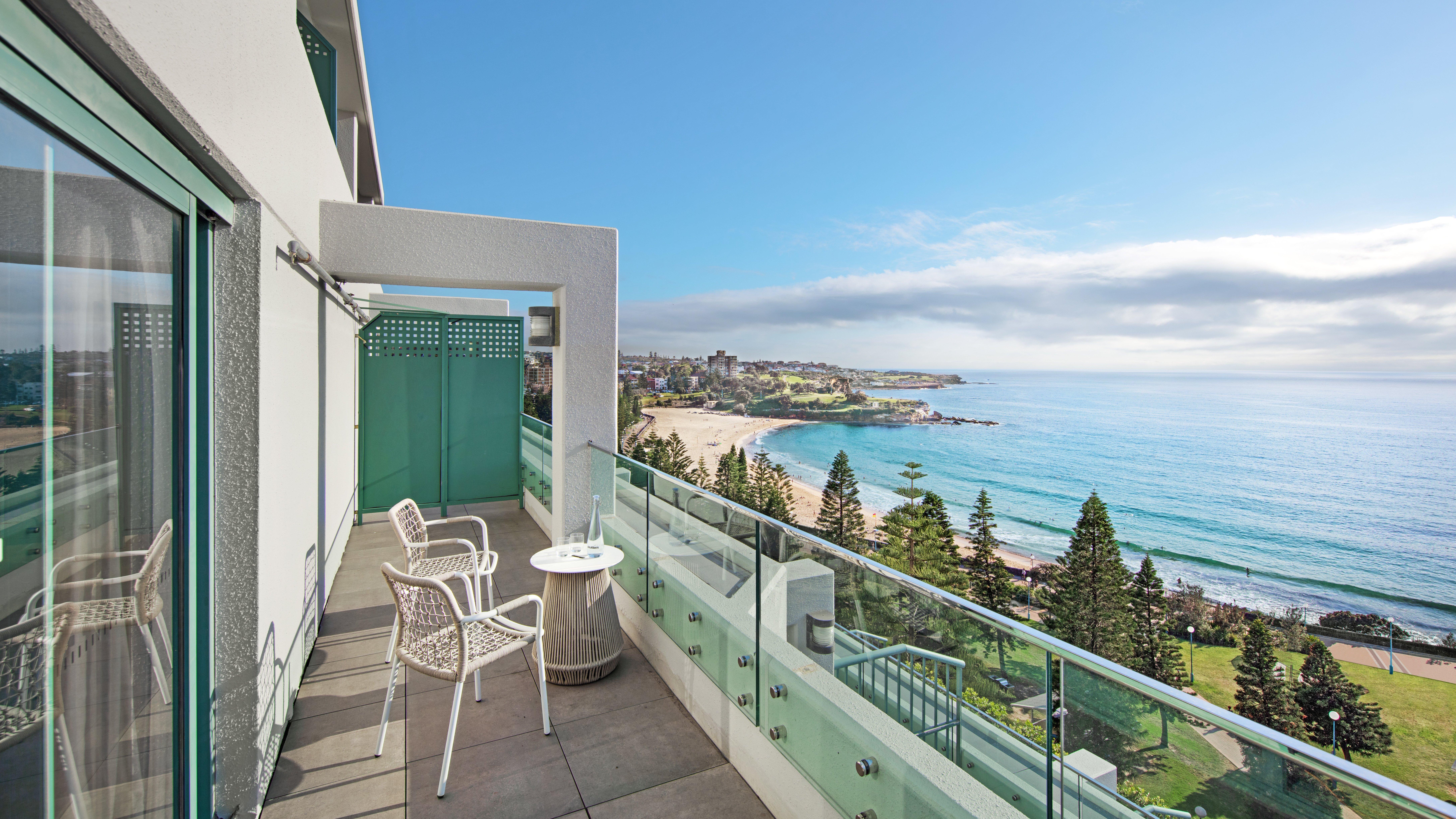 ホテル クラウン プラザ クージー ビーチ Coogee エクステリア 写真